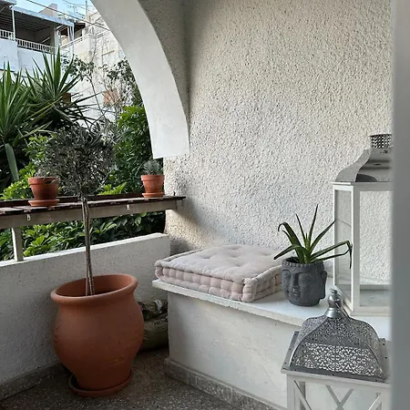 Casi-homes